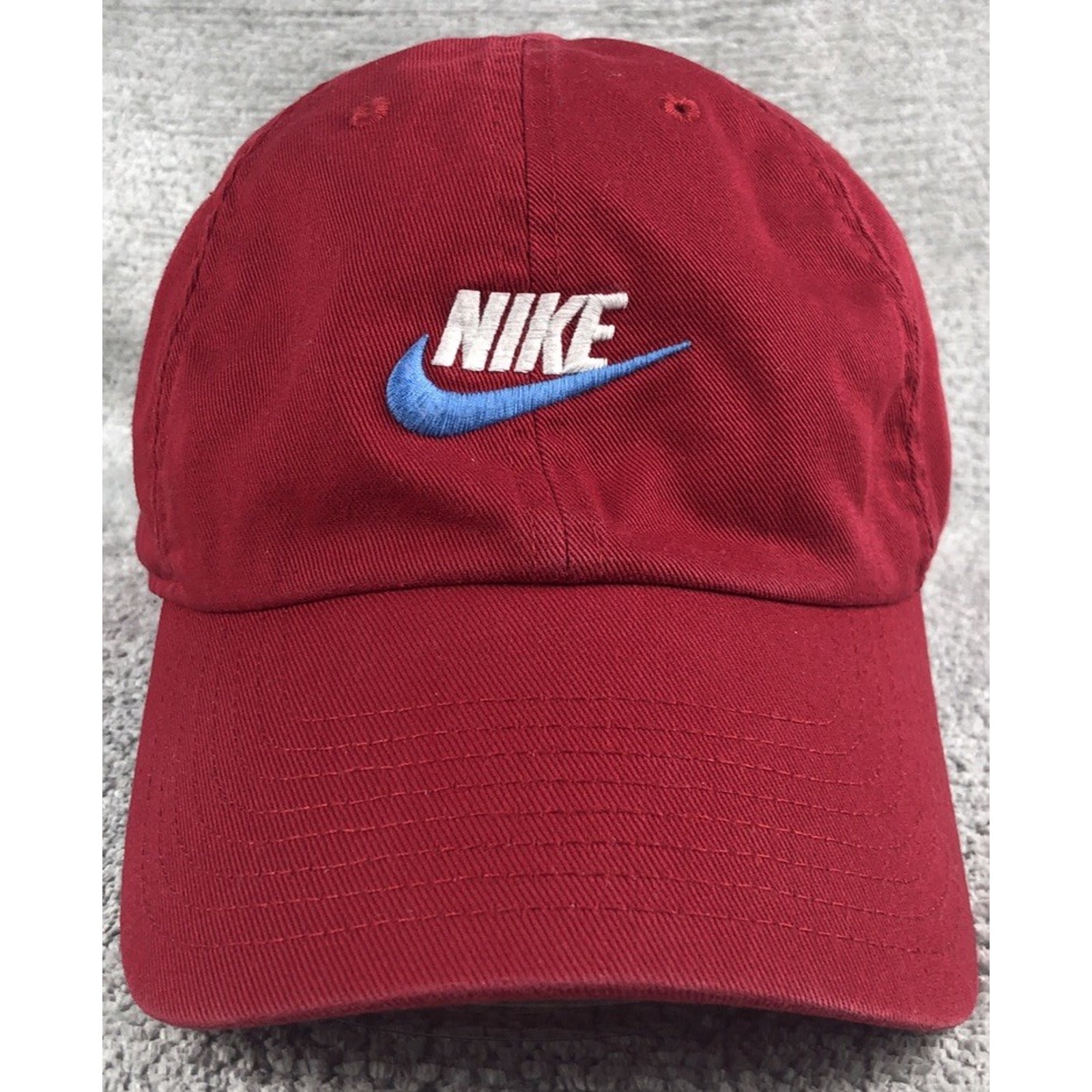 Nike Embroidered Logo Strap Back Hat Heritage86 Red Adjustable Cap